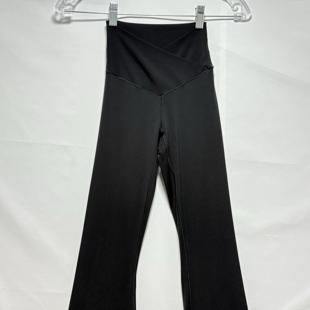 OFFLINE By Aerie Real Me High Waisted Crossover Flare Legging Black XS - Picture 14 of 16